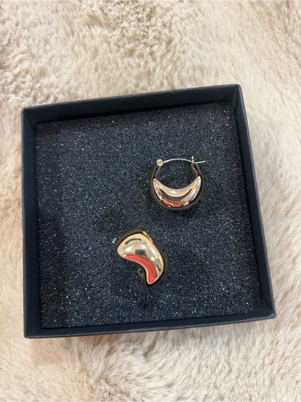 Gold-Tone Sculpted Hoop Earrings - Women Jewelry